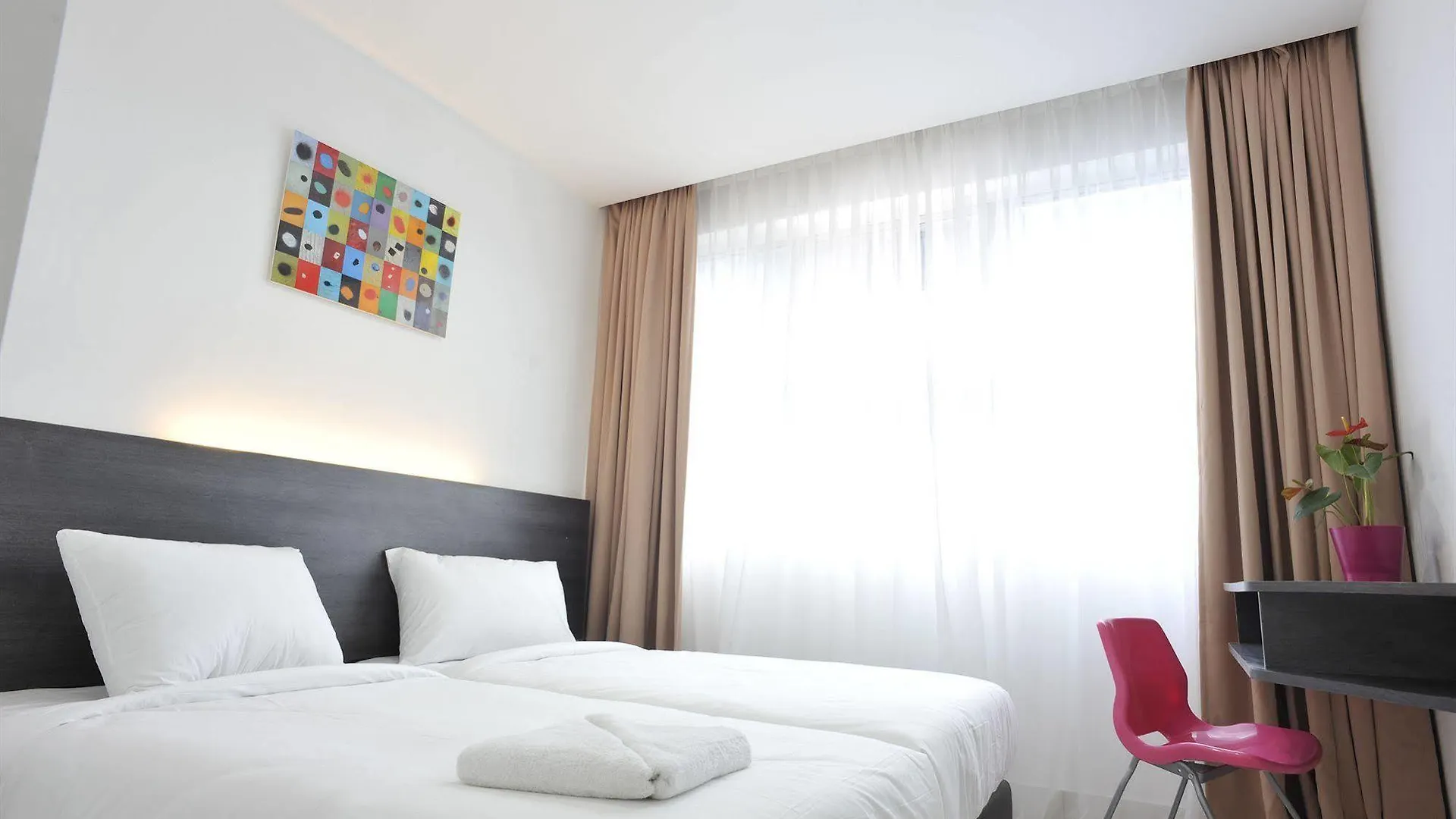 V Hotel Kuala Lumpur 3*,